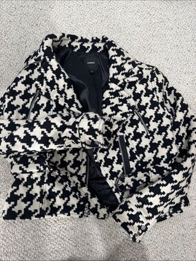 Express Black and White Houndstooth Blazer Jacket